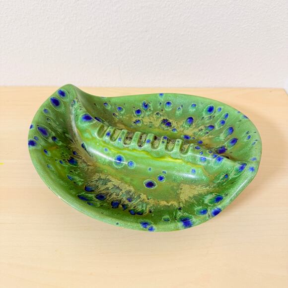 Vintage Large Ceramic Ashtray Green Blue Drip Glaze MCM Lily Pad 9.5" - Picture 2 of 8